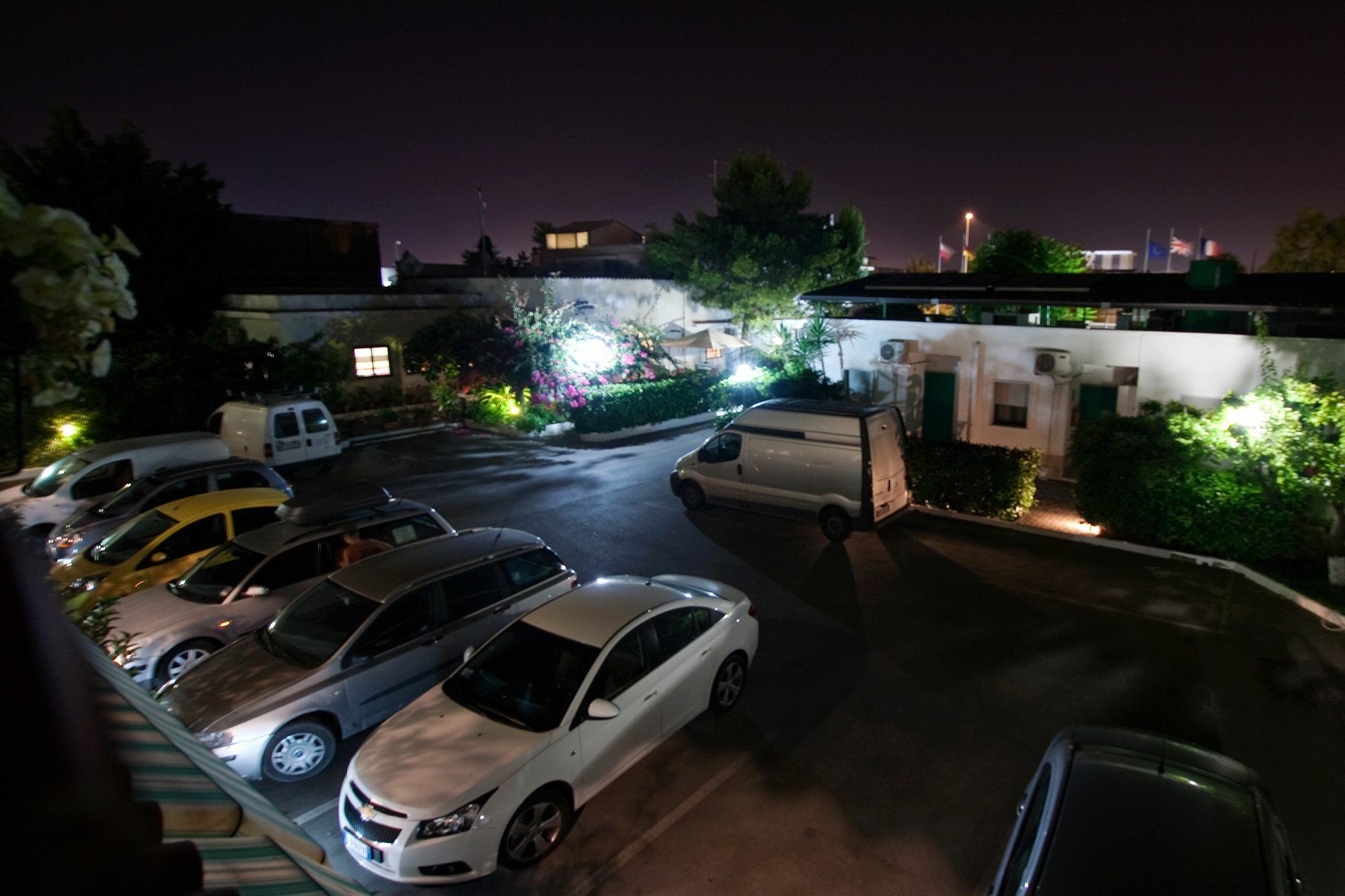 Hotel Residence Nemo Bríndisi Exterior foto