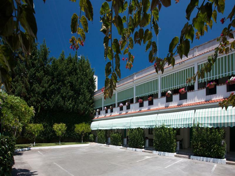 Hotel Residence Nemo Bríndisi Exterior foto