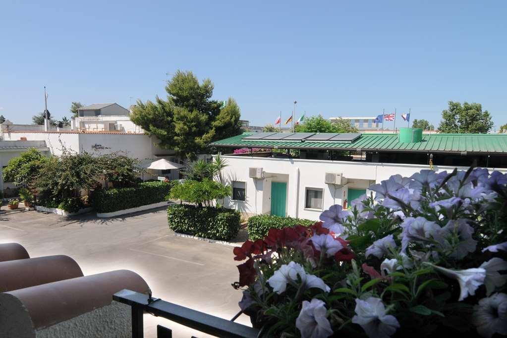 Hotel Residence Nemo Bríndisi Facilidades foto
